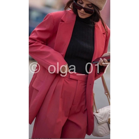 Blogger fave! Strawberry oversized blazer - Picture 12 of 14